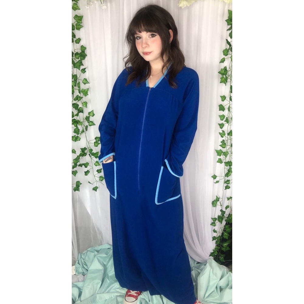 🫐cozy vintage vanity fair zip up robe🫐